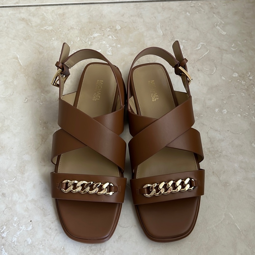 ❤️❤️❤️NWT MICHAEL KORS “SHAWNA” CHAIN SANDAL